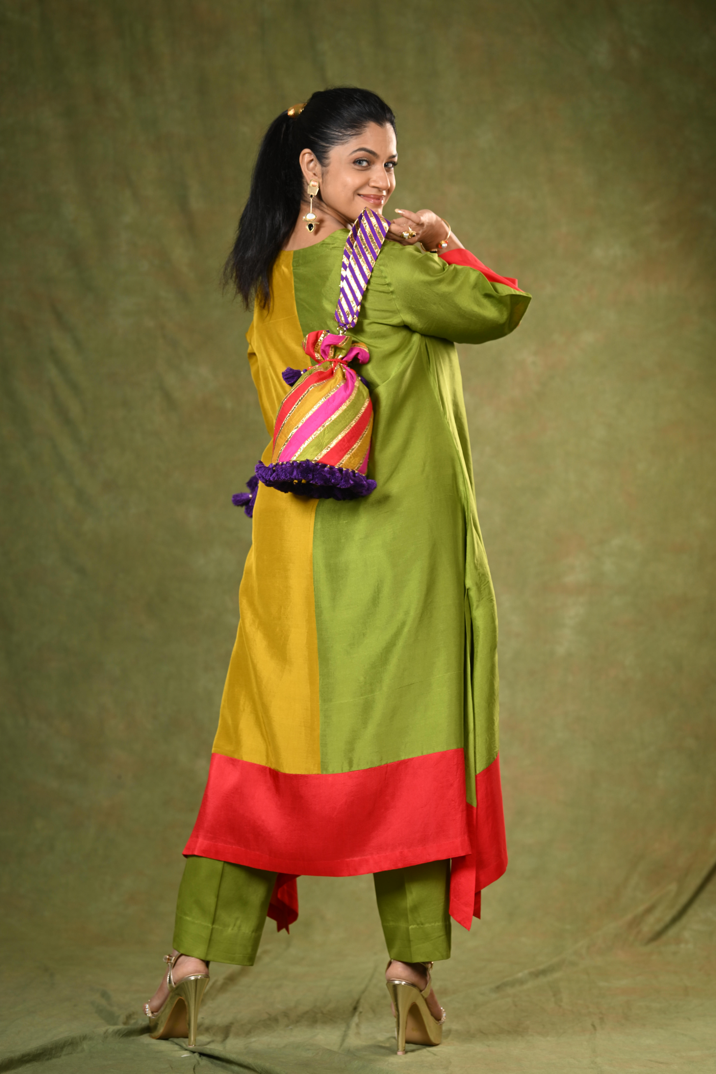ROSELLE KURTA SET (MUSTARD/OLIVE)